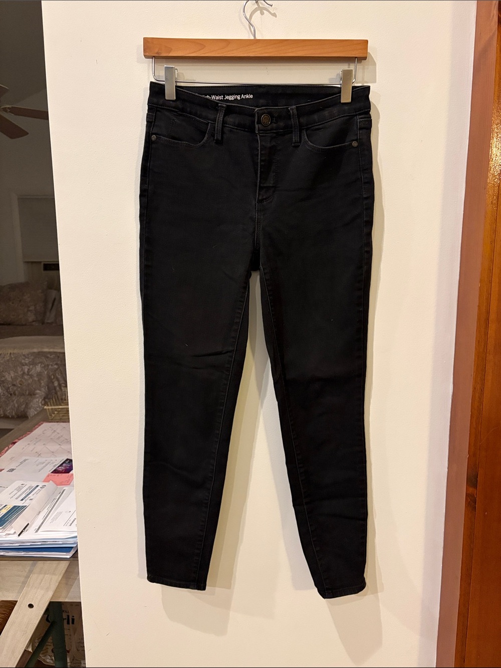 TALBOTS FLAWLESS Black High-Waist Jegging Ankle Jeans,Size 4P
